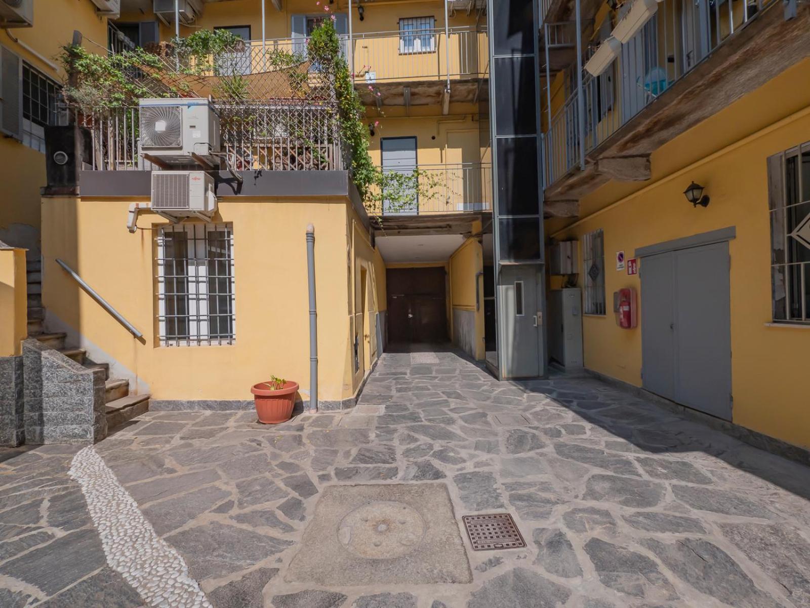 Canonica Brick Apartment Milão Exterior foto